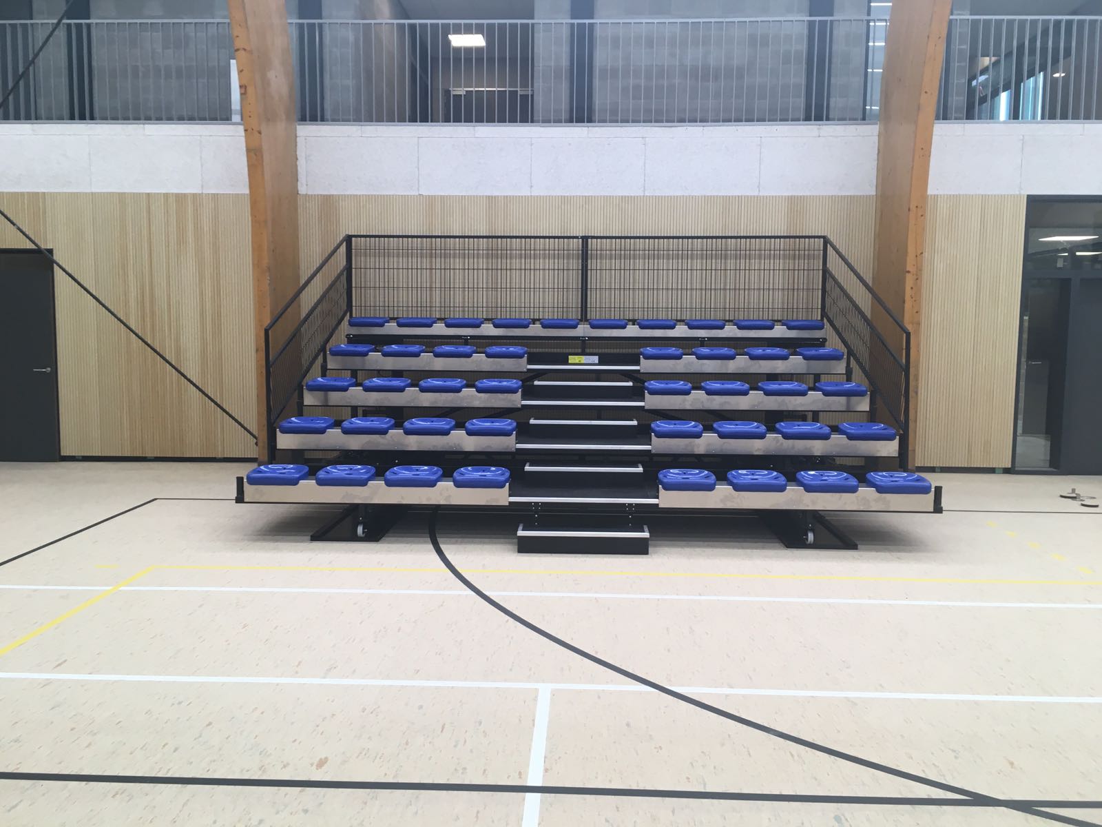 Mobiele telescopische tribune | TI42 | SH Rodelos Oudenaarde | COS Tribune  Mobiele telescopische tribune | TI42 | SH Rodelos Oudenaarde | COS Tribune